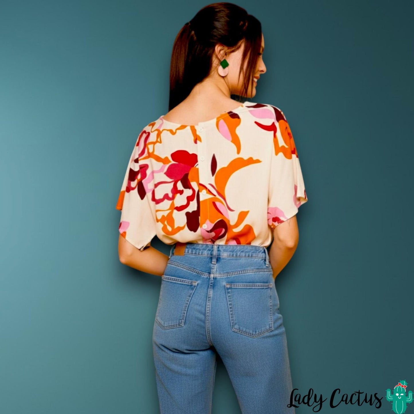 Blusa Gandía blanca con estilo distinguido versátil de Smile