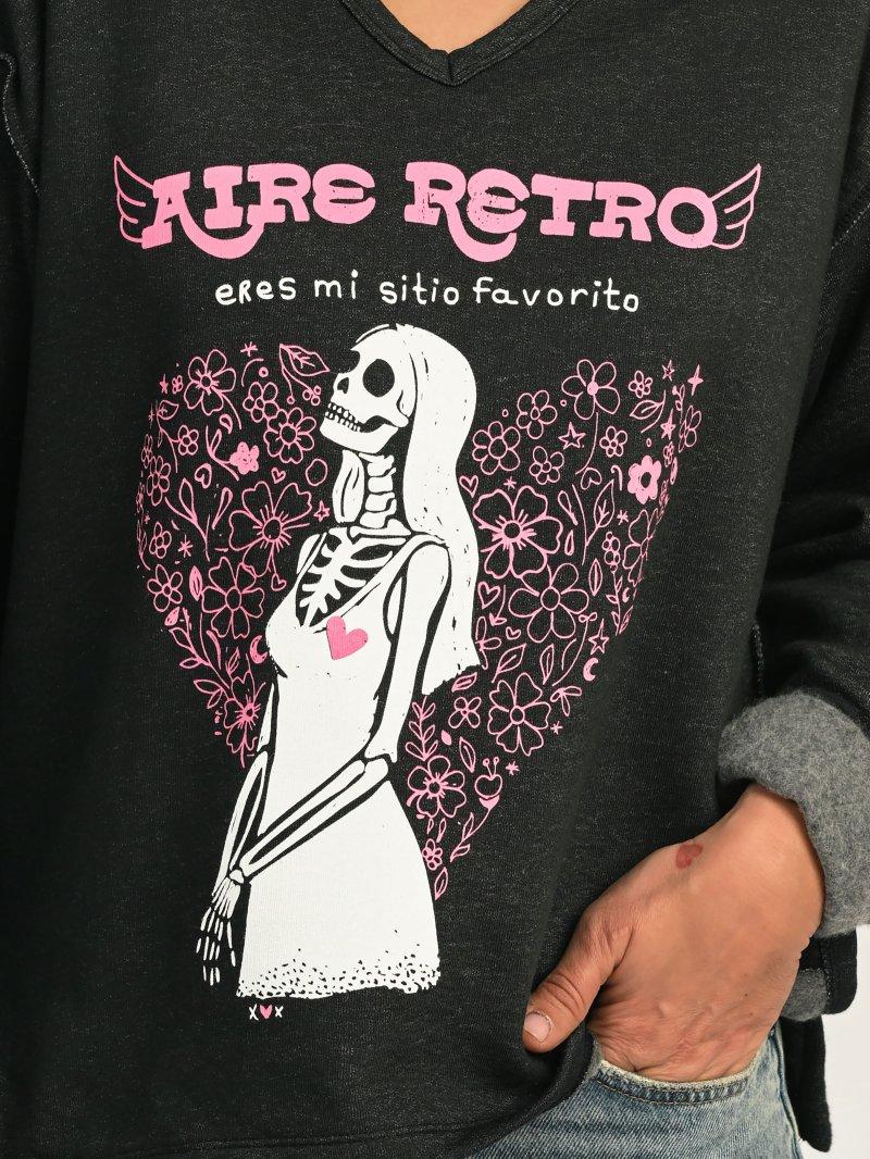 Serigrafía de diseño romántico y rockero de la marca Aire Retro