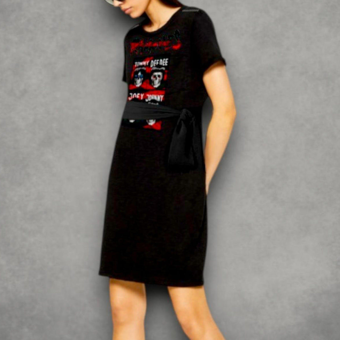 Vestido Ramones con cinturón del mismo tejido de Lasal para comodidad versátil