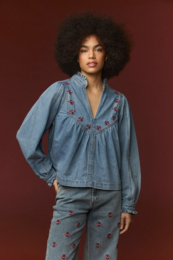 Bee blusa de Minueto
