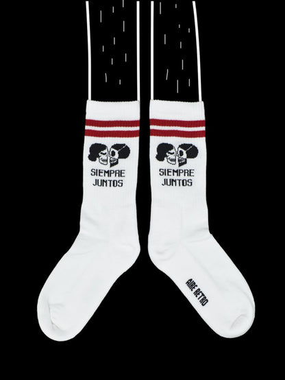 Calcetines de algodón con rayas deportivas y aire vintage.