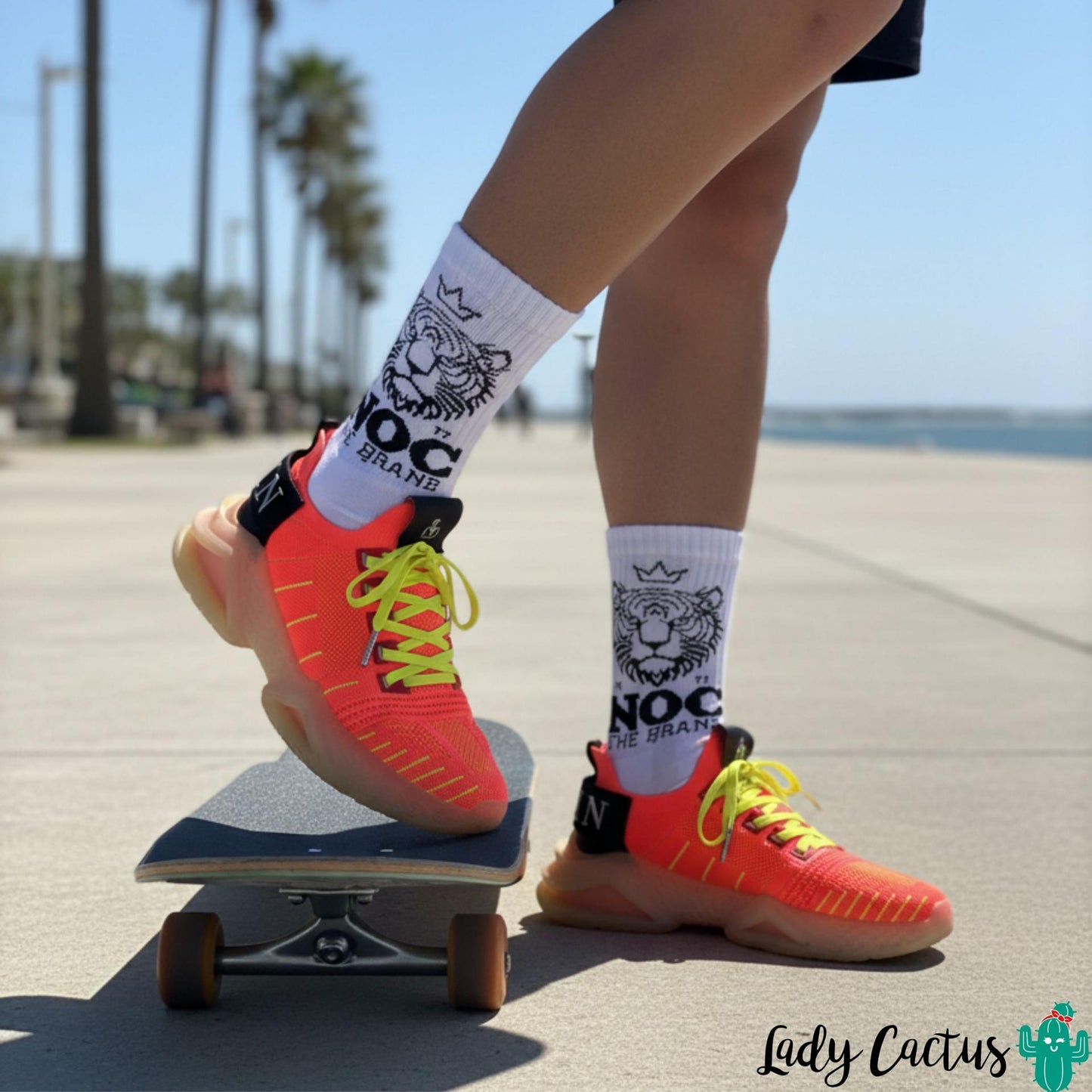 Calcetines Tiger blanco para looks urbanos creativos de Noc the Brand