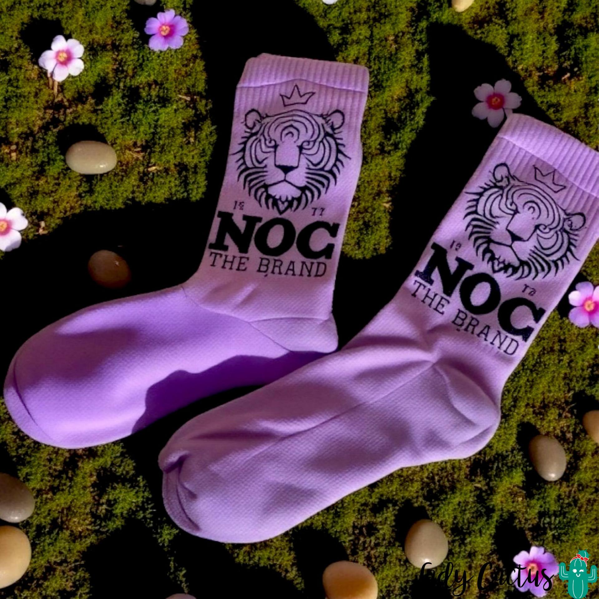 Calcetines Tiger lila en algodón transpirable de Noc the Brand para comodidad diaria