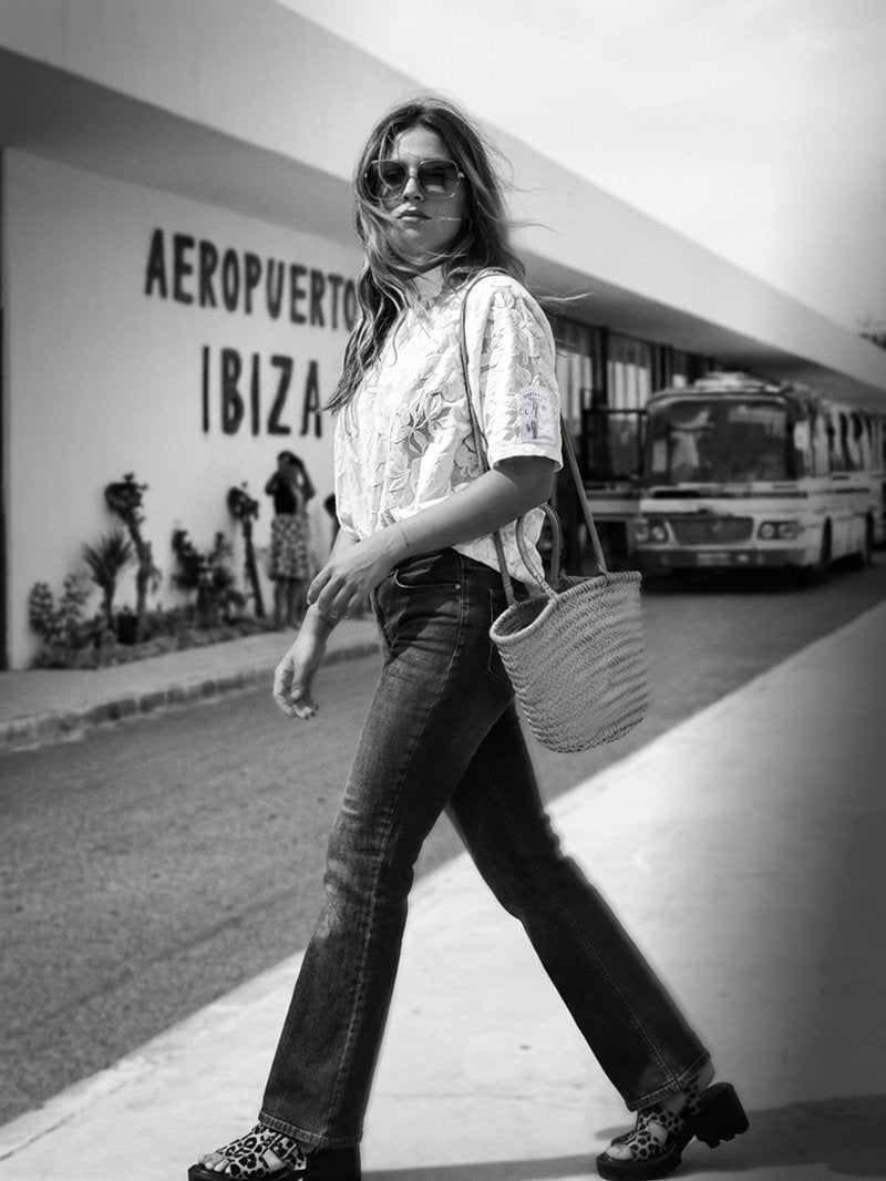 Camisa blanca Janis disponible en la tienda Lady Cactus