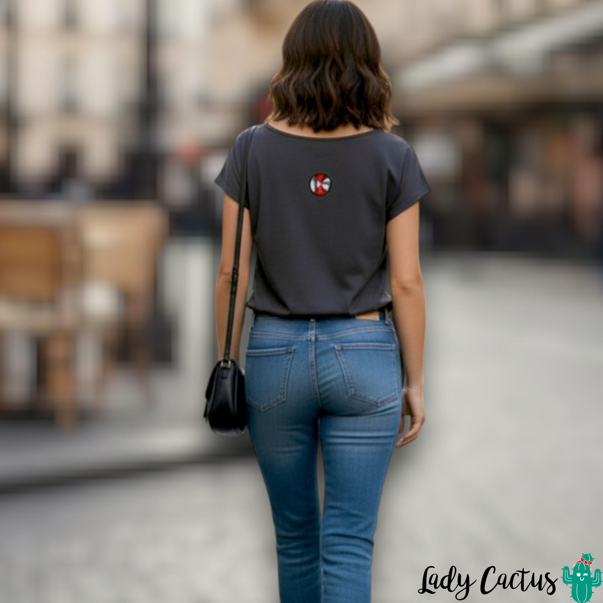 Camiseta Baby en edición limitada numerada de Lasal para autenticidad coleccionable