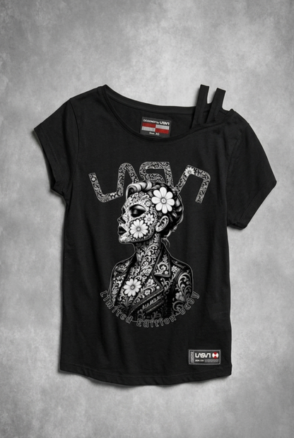 Camiseta negra con efecto desgastado modelo Baby de Lasal.