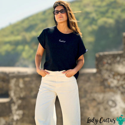 Camiseta Básica Negra Actitud + de Anabel Lee en Lady Cactus con oversize refinado y bordado emocional