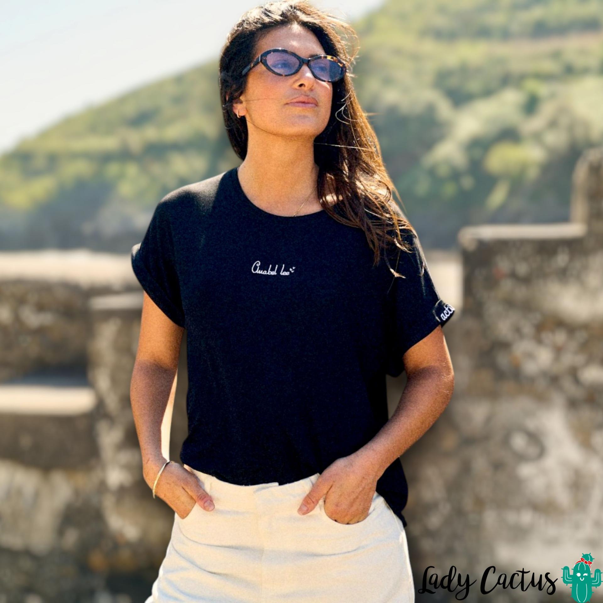 Camiseta Básica Negra Actitud + oversize de Anabel Lee para comodidad distinguida