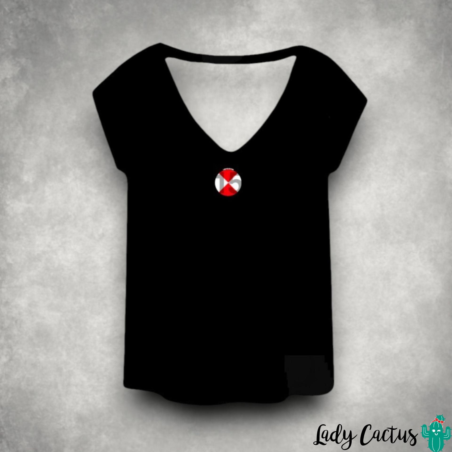 Camiseta Cat con refuerzo en cuello para durabilidad impecable