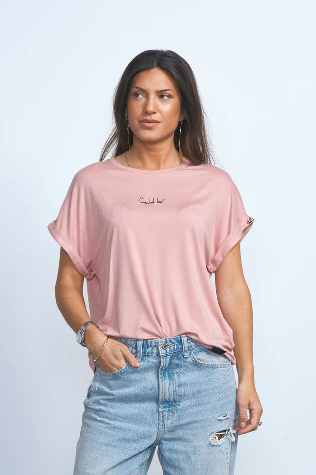 Camiseta oversize cómoda y estilosa para mujer.