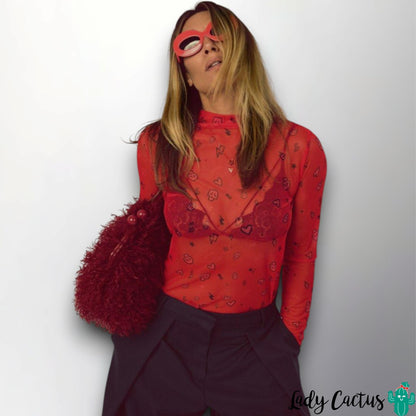 Camiseta con toque chic y sexy para ritmos cotidianos