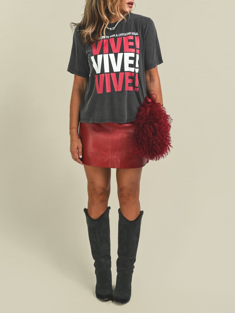 Camiseta "Vive" fade out de Aire Retro