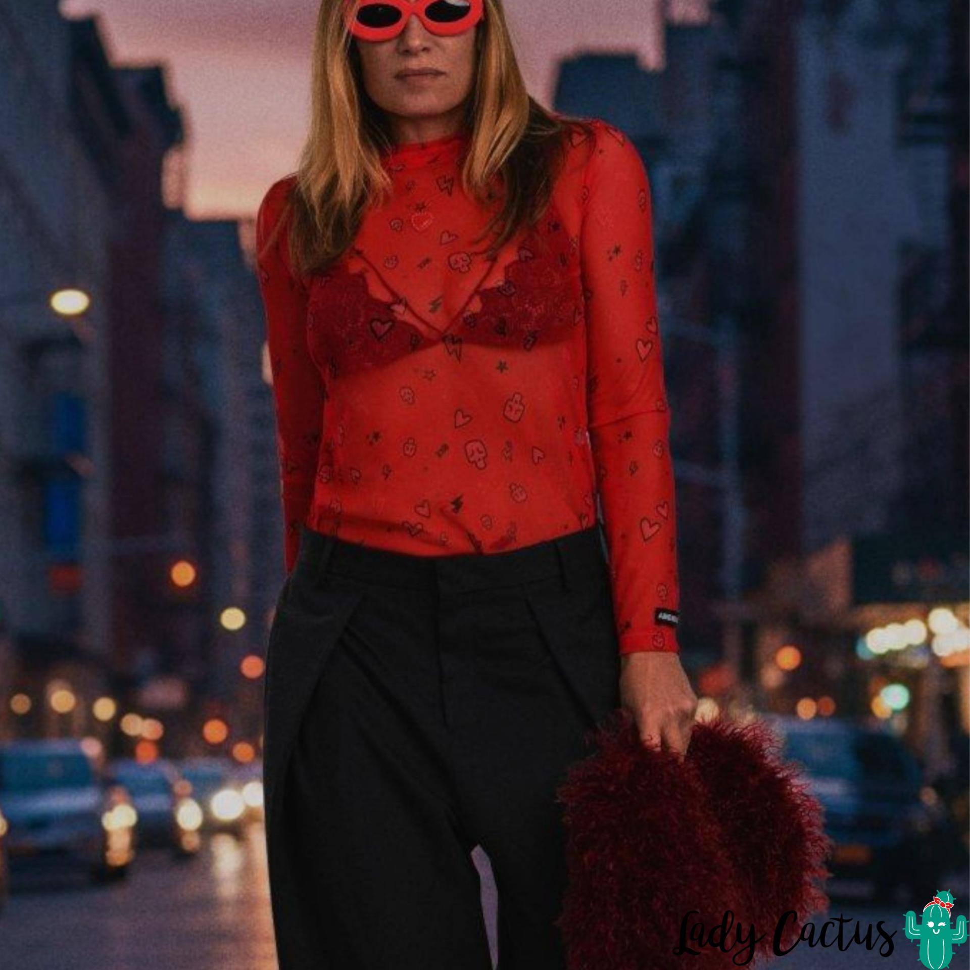 Camiseta Tul Sara Roja de Aire Retro con print total sensual