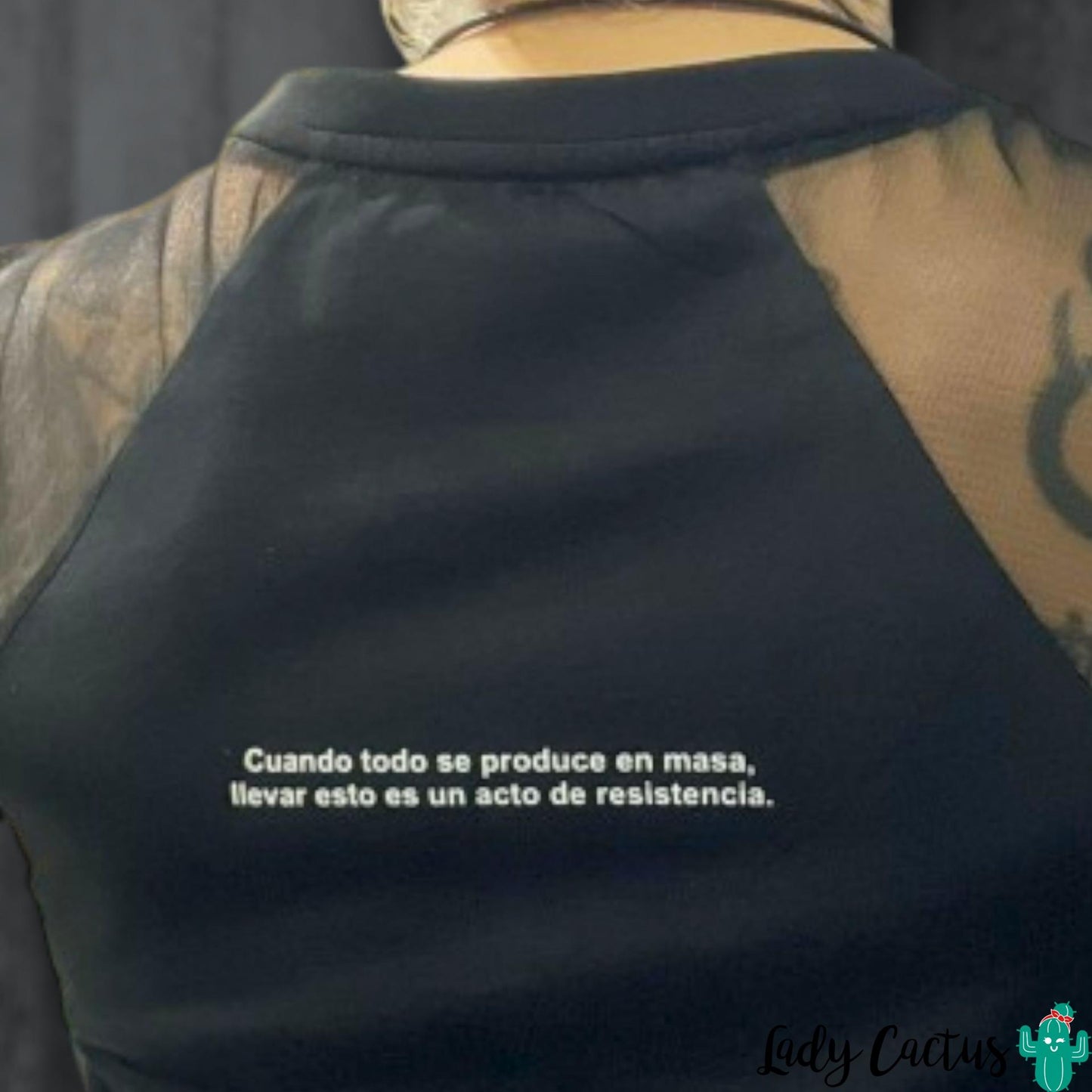 Camiseta School con mangas 3/4 satinadas de Lasal para brillo sutil