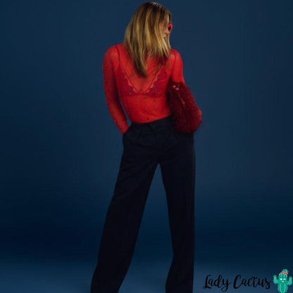 Camiseta Aire Retro en rojo para expresiones auténticas