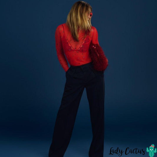 Camiseta Aire Retro en rojo para expresiones auténticas