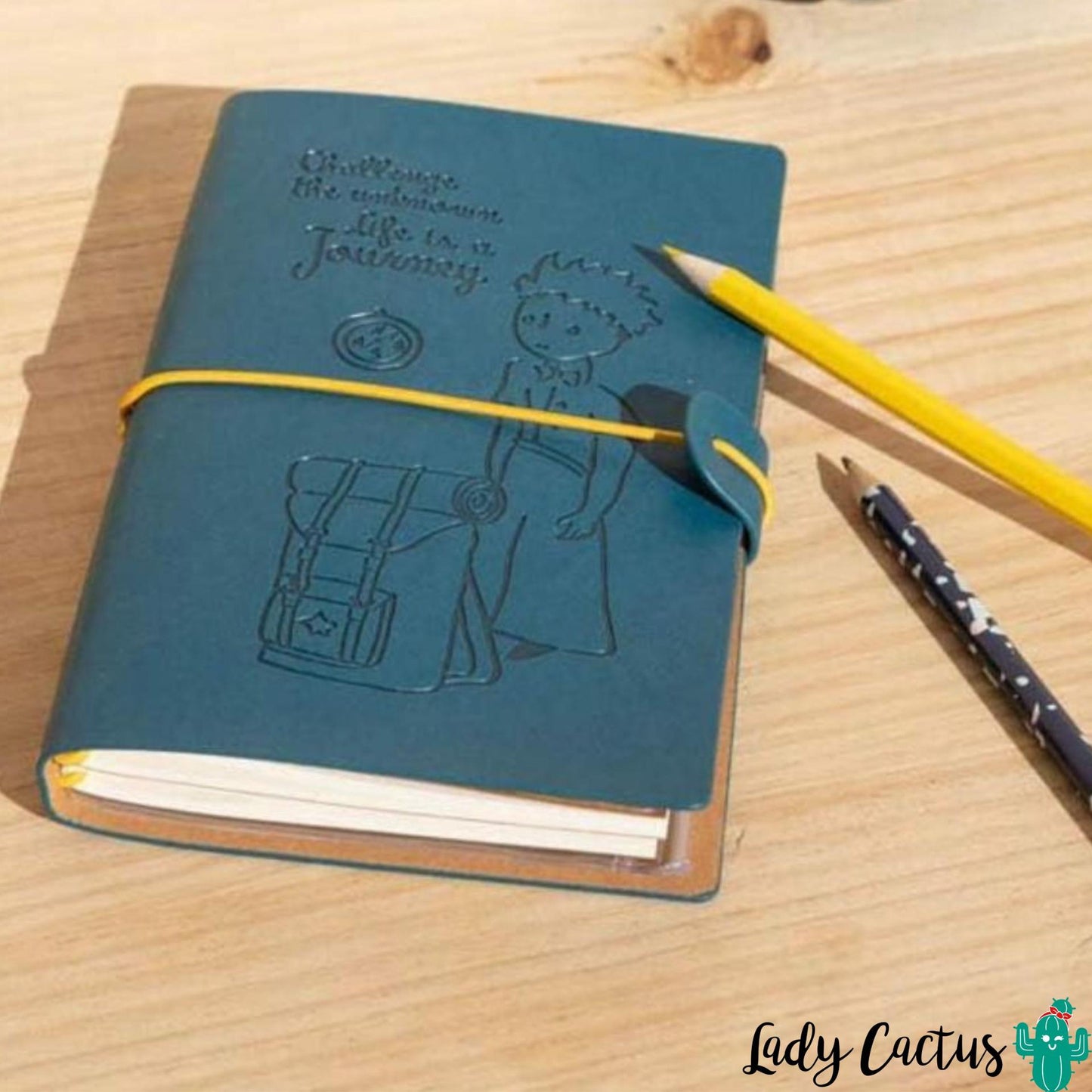 Cuaderno de viaje inspirado en El Principito con tapa blanda y cierre elástico en Lady Cactus