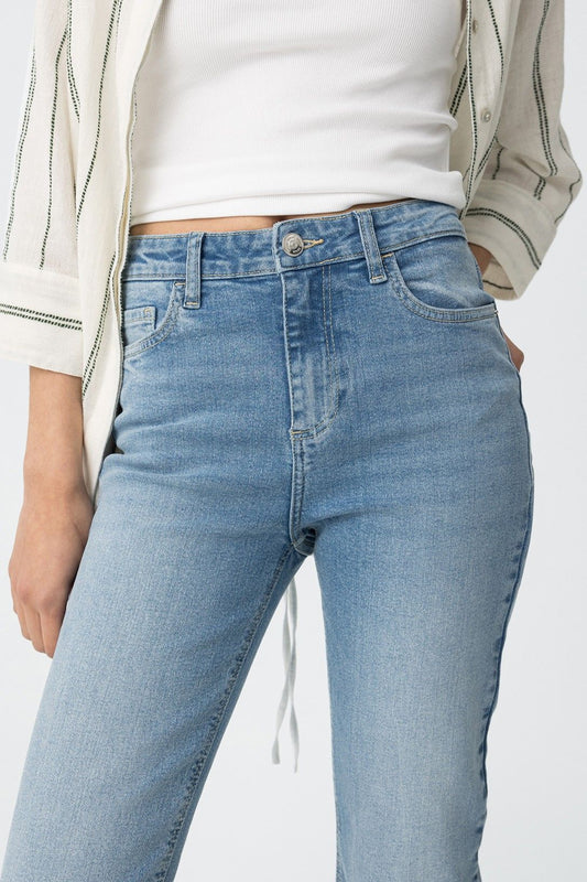 Pantalón denim elástico con bajo deshilachado Tiffosi