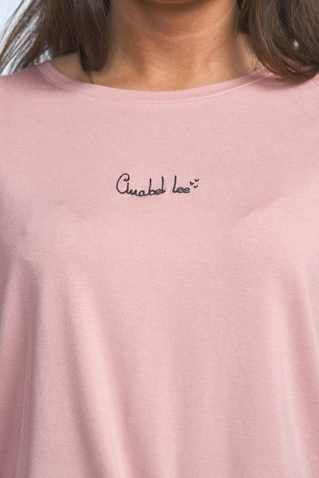 Prenda de moda con actitud positiva de la marca Anabel Lee.