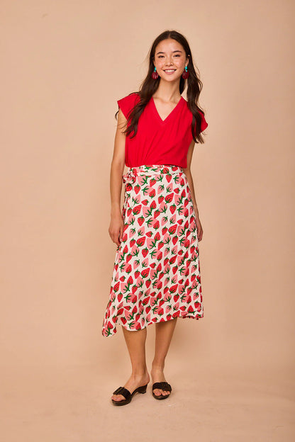 Falda pareo ajustable con estampado de fresas modelo Colindres de Smile Vestidor.