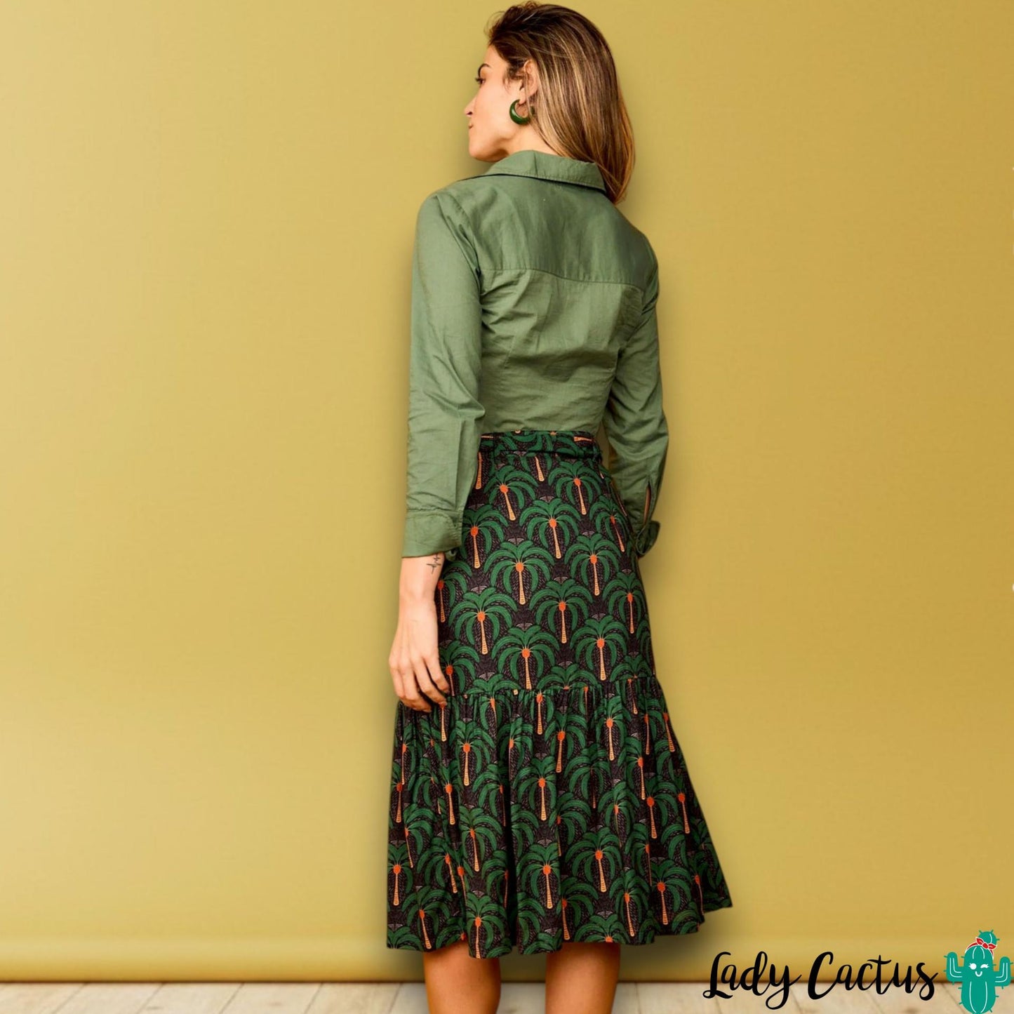 Falda Piña negra para looks urbanos creativos de Smile