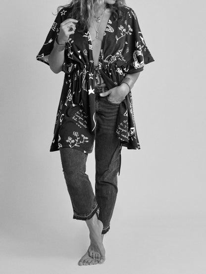 Kimono de manga ancha y estilo desenfadado para mujer, disponible en Lady Cactus.