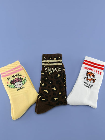 Accesorios de moda divertidos de la marca Aire Retro para completar tu look.