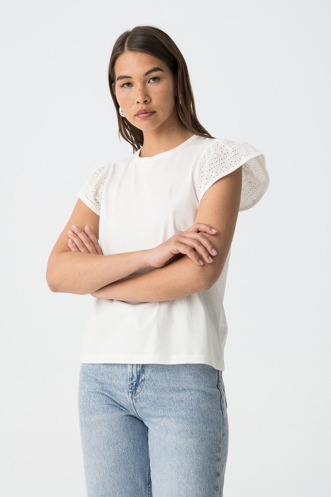 Ropa de mujer de nueva colección blanca marca Tiffosi