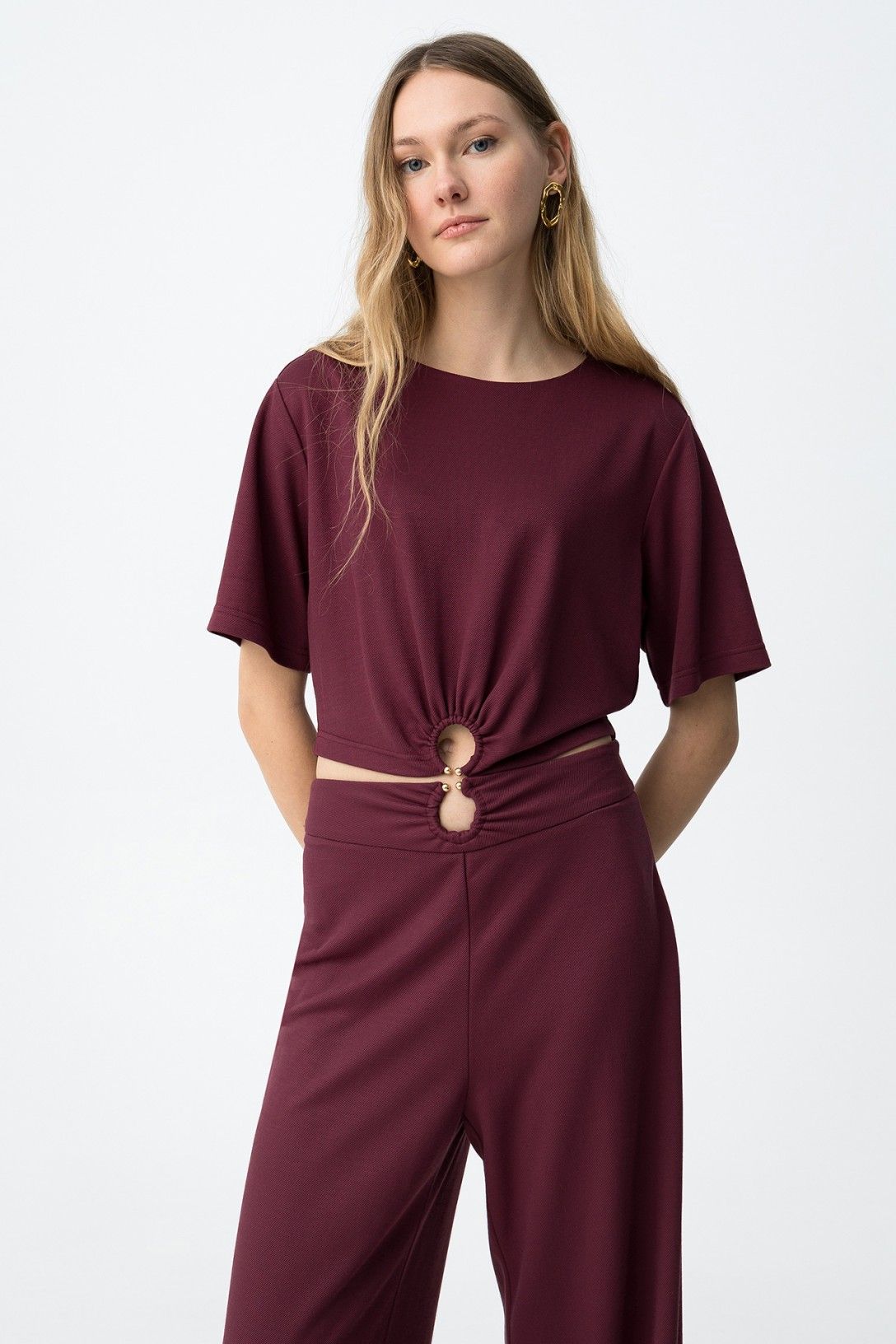 Camiseta oversize de estilo urbano disponible en Lady Cactus.