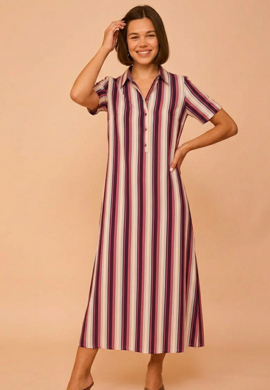 Mono largo oversize con estampado de rayas verticales multicolores de Smile.