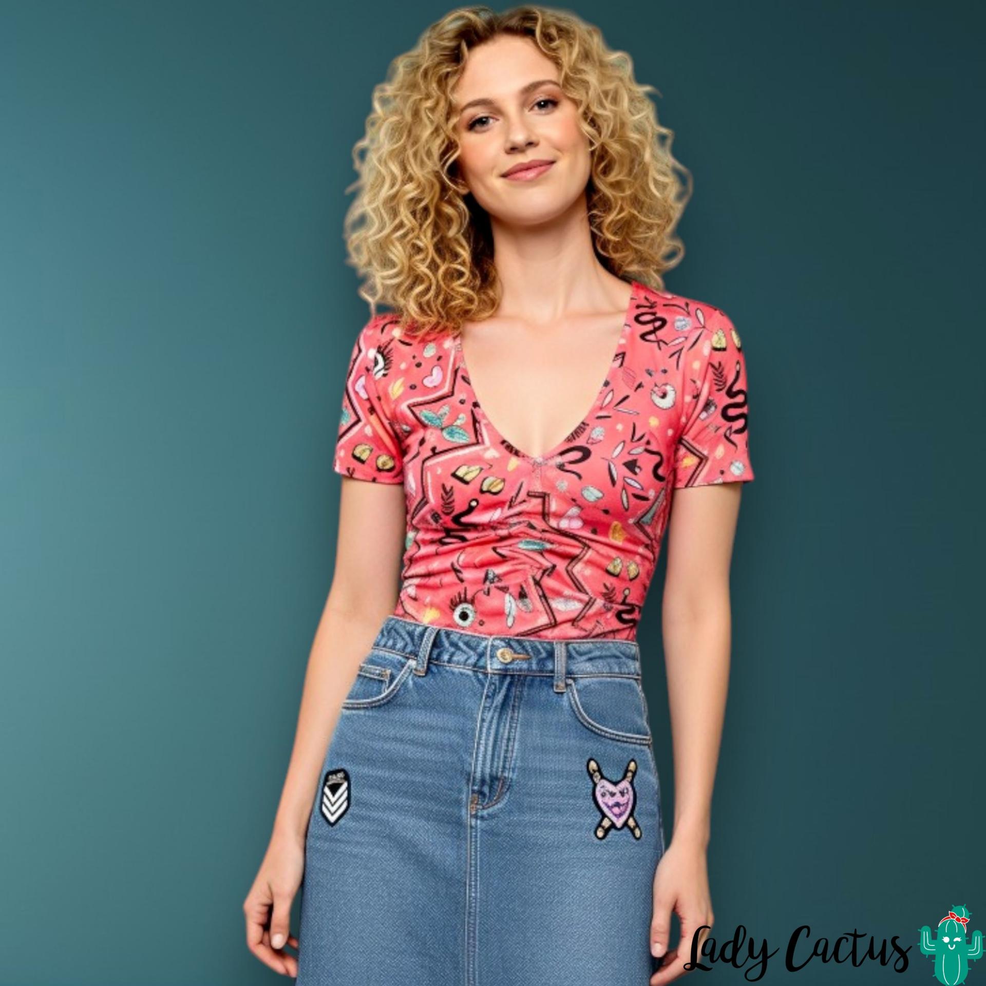Mystique Top de Minueto en Lady Cactus con fruncido frontal y frescura urbana