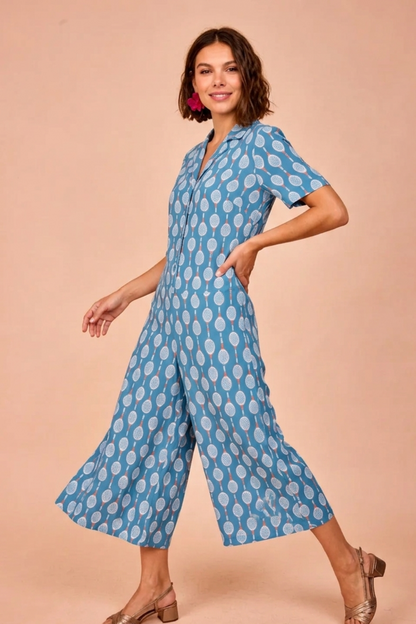 Prenda de una sola pieza suelta ideal para los días calurosos de verano.