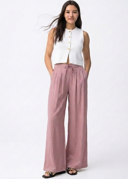 Pantalón tipo sastre en color rosa empolvado modelo Augusta de Tiffosi.
