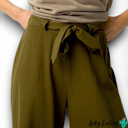 Pantalón Santos Verde de Tiffosi con diseño fluido y lazada ajustable