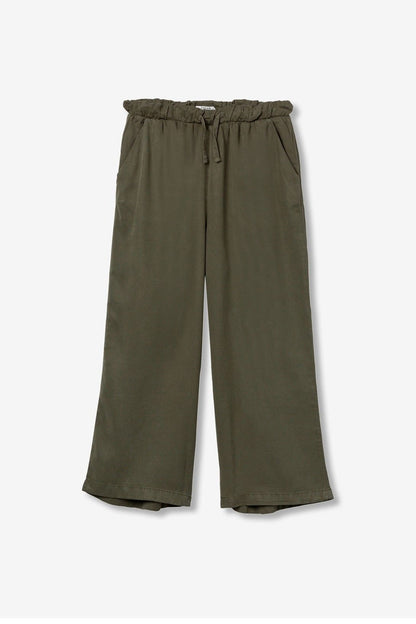 Pantalón de color verde cacería modelo Roselín de Tiffosi.