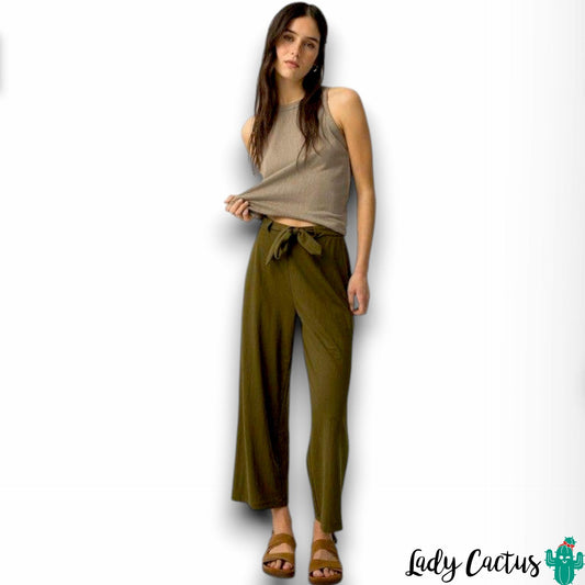 Pantalón adaptable para estilos activos con sofisticación