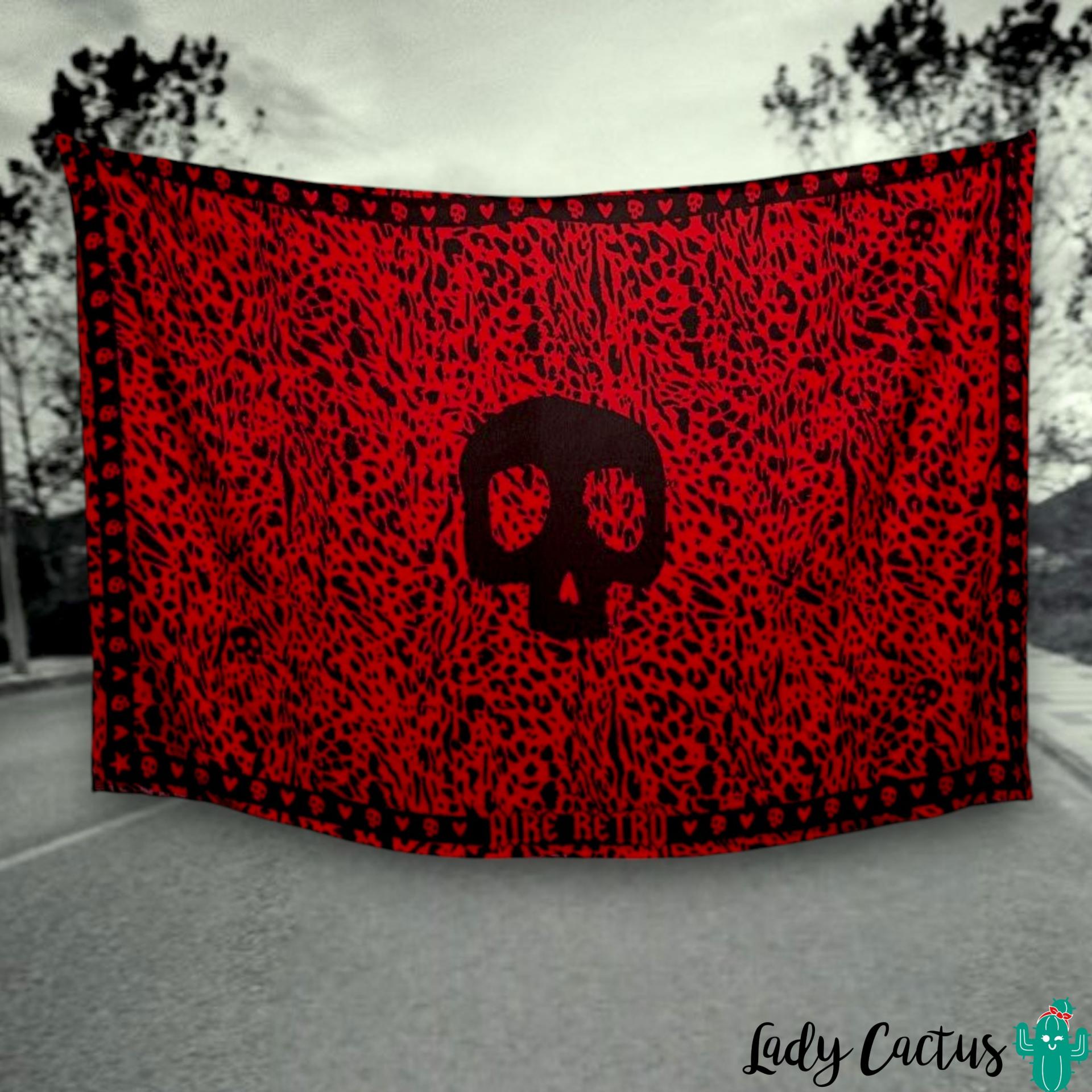 Pañuelo Grande Animal Print para expresión rebelde audaz de Aire Retro