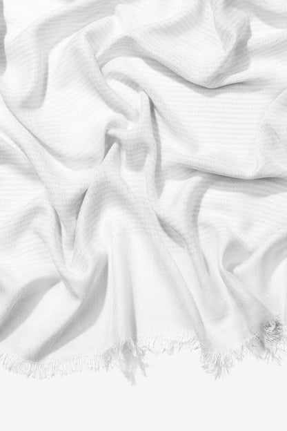 Accesorio de moda blanca brillante en Lady Cactus Sevilla