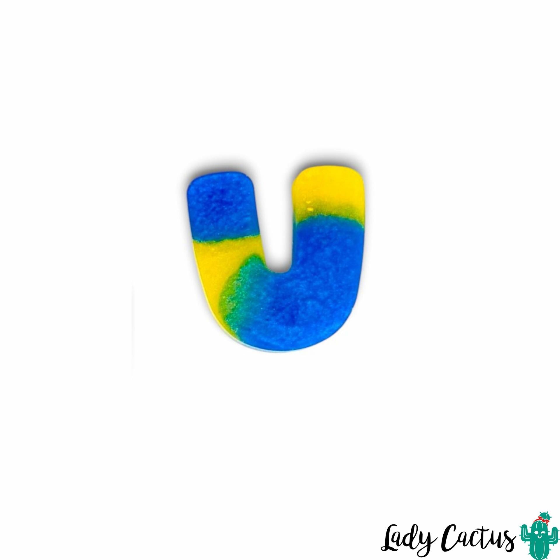 Pendientes artesanales de resina epoxi con mezcla de tonos amarillos y azules