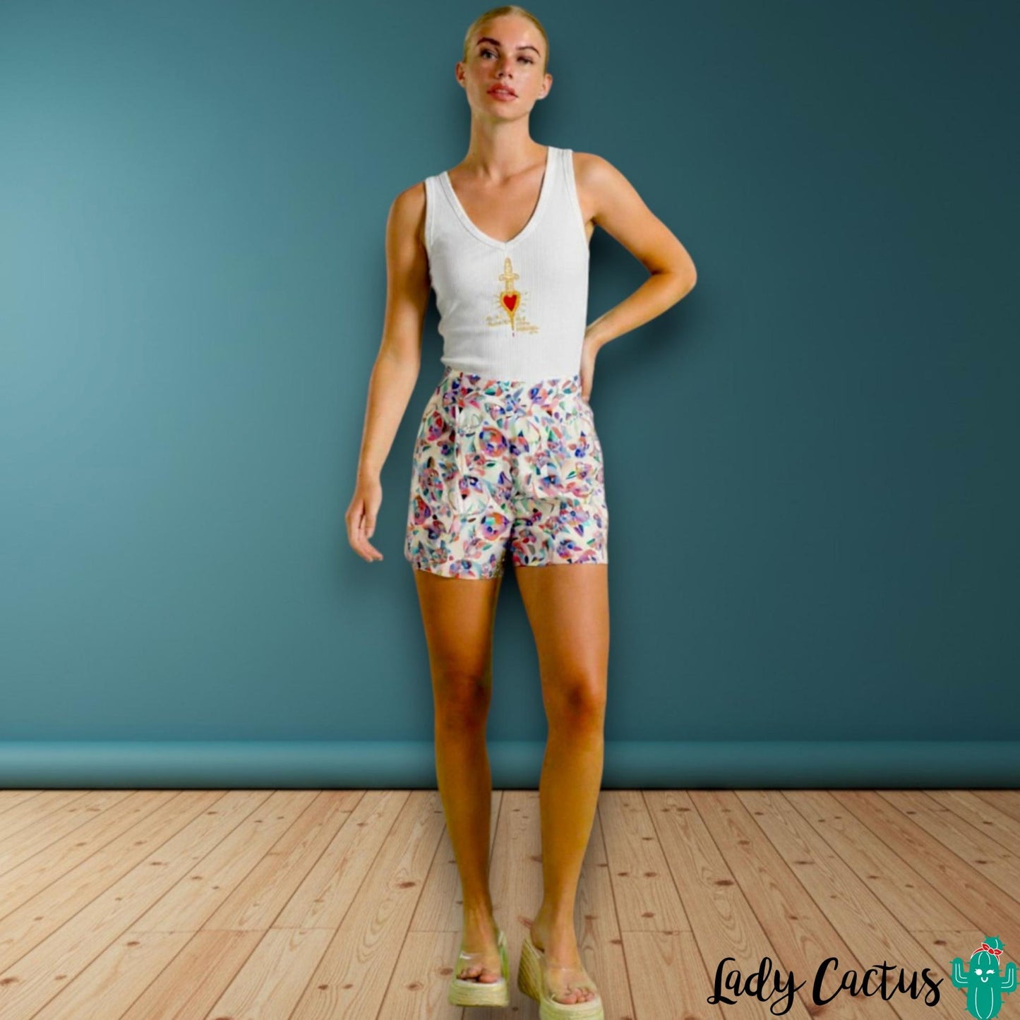 Short Nikita con pinzas estructuradas de Minueto para toque sofisticado casual