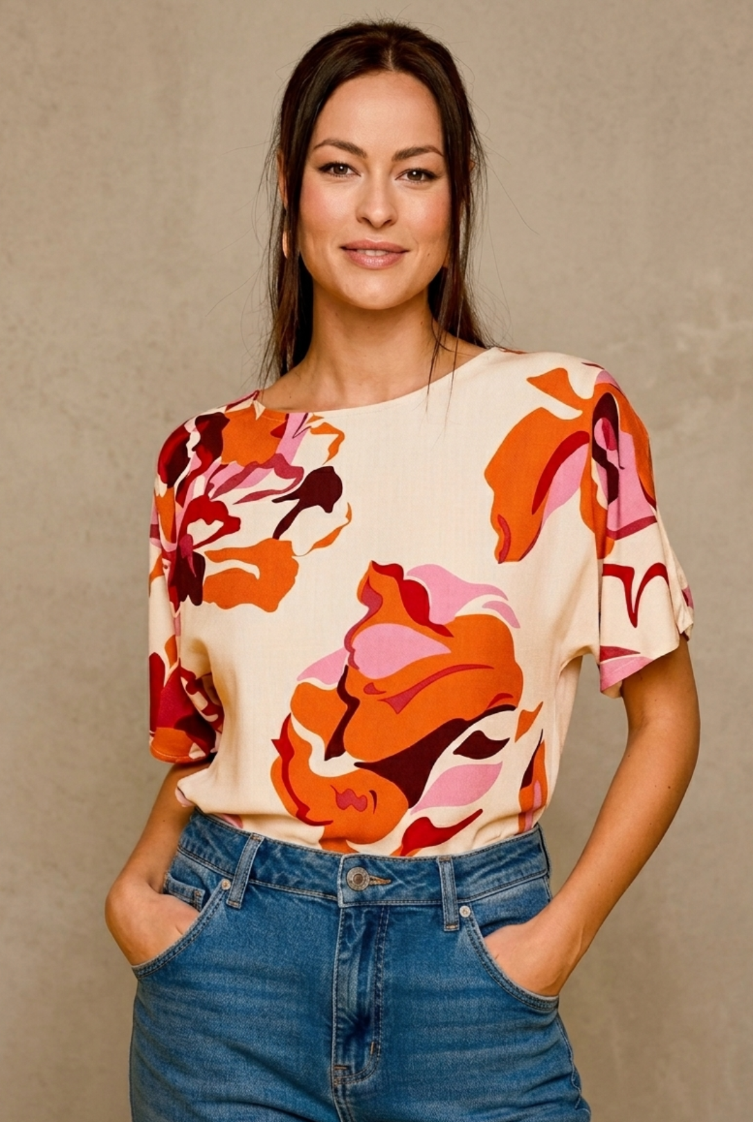 Blusa Gandía Blanca disponible en el catálogo online de Lady Cactus.