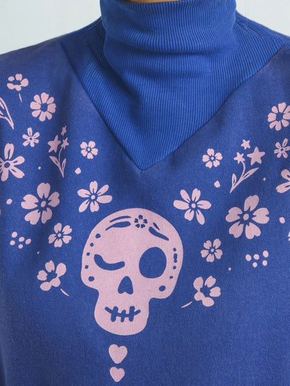 Sudadera azul "Calavera" de Aire Retro
