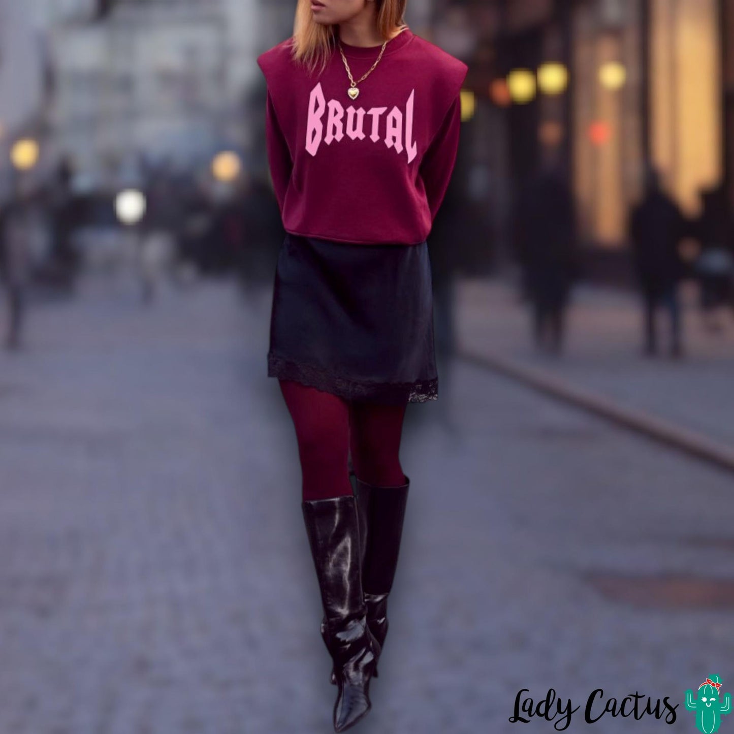 Sudadera Burdeos Brutal de Aire Retro en Lady Cactus con estampado puff