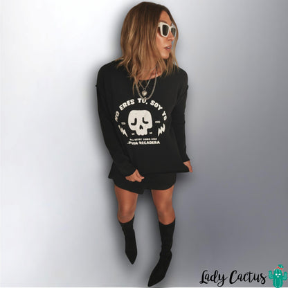 Sudadera con diseño español auténtico y pasión urbana