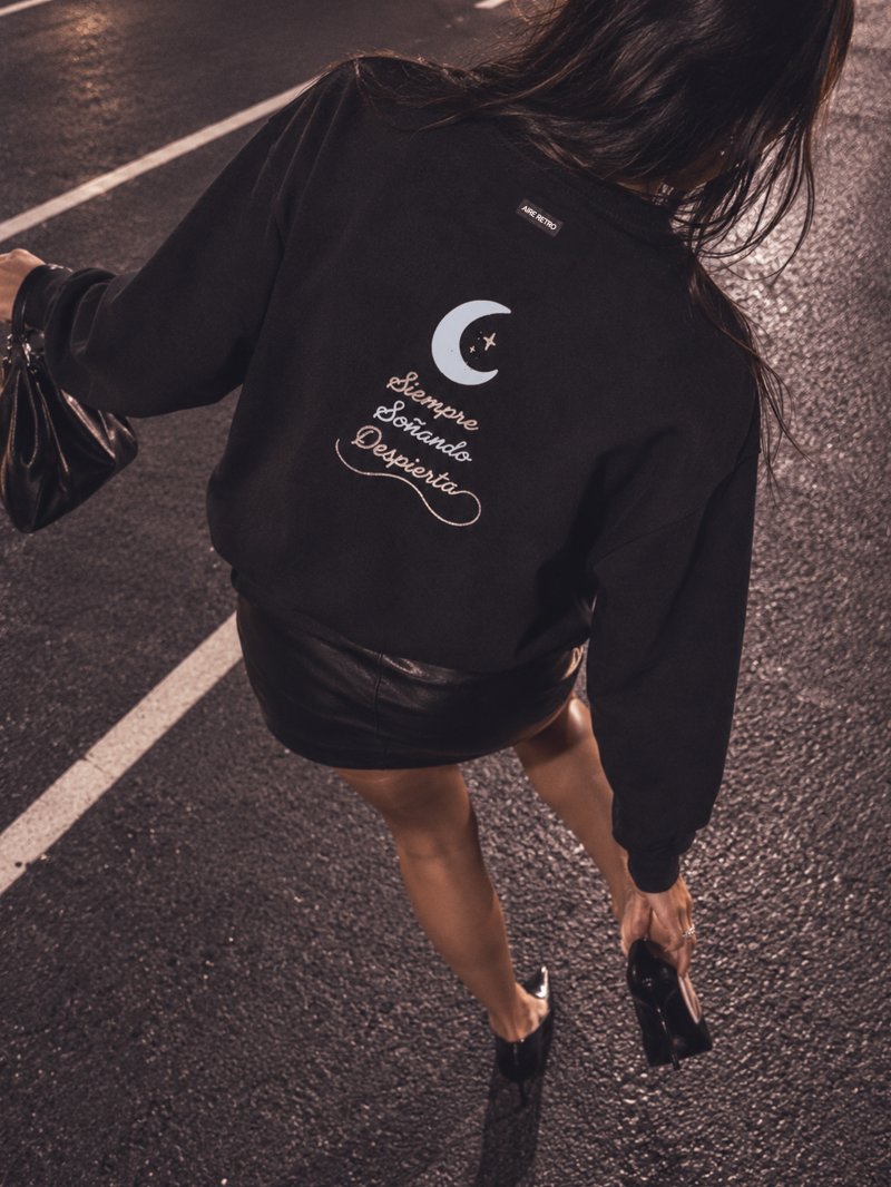Sudadera "Soñando despierta" de Aire Retro