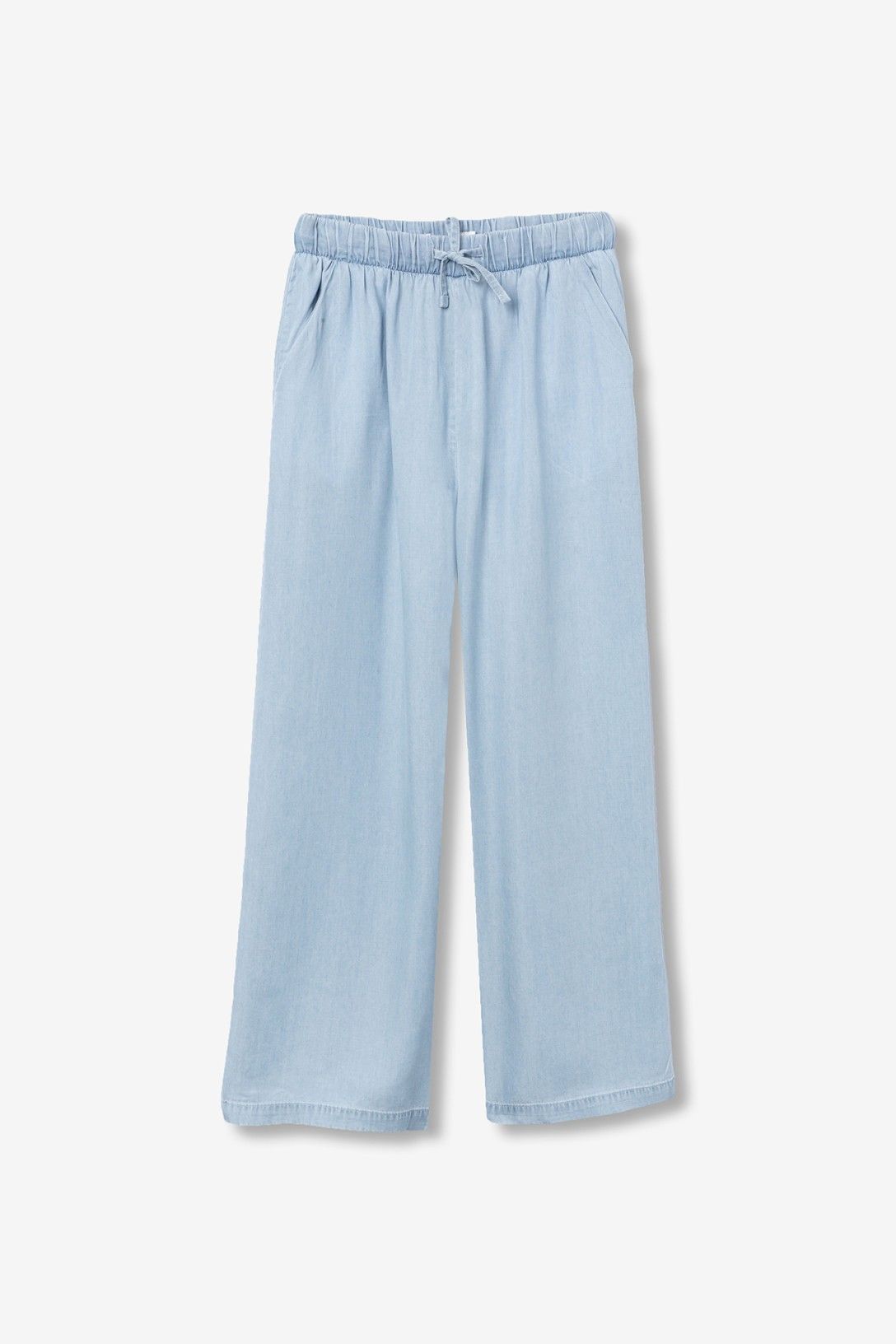 Ropa de mujer Tiffosi de tacto suave y corte relajado.