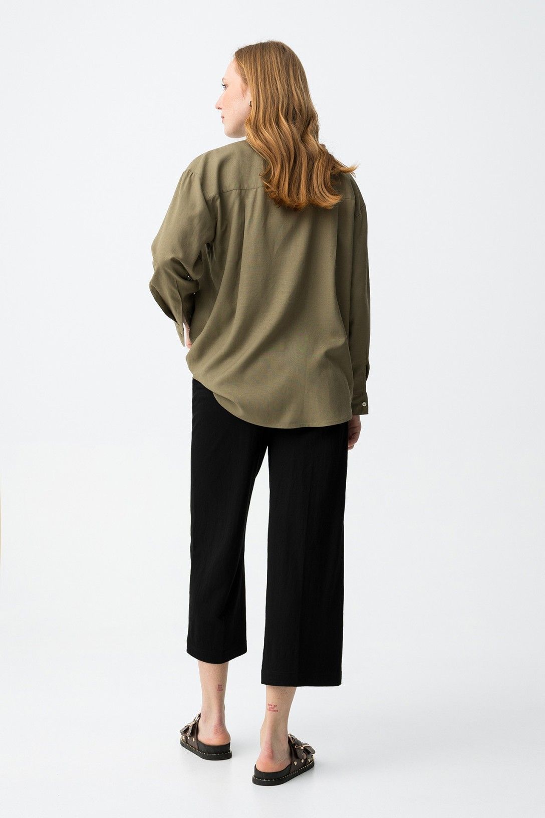 Pantalón ancho de estilo cómodo y moderno marca Tiffosi