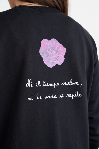 Estampado con glitter en la espalda del vestido Anabel Lee