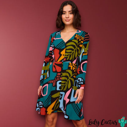 Vestido corto Eucalipto multicolor de Smile en Lady Cactus con estampado floral vibrante y frescura alegre urbana