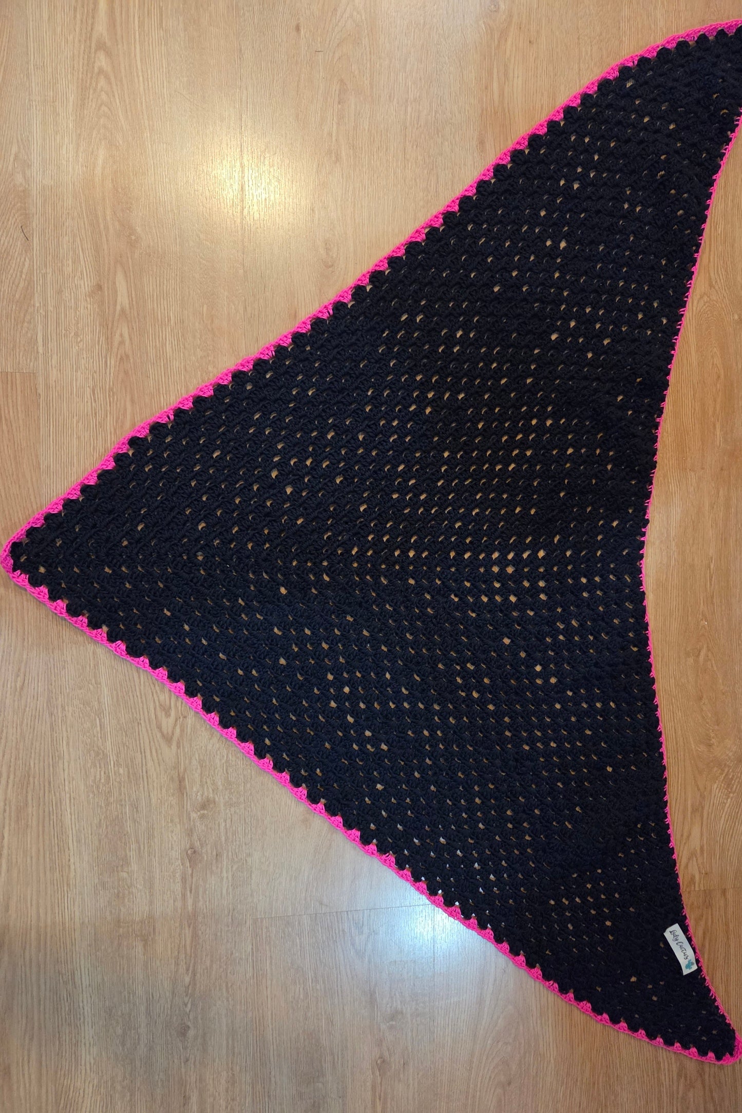Chal de crochet artesanal para verano